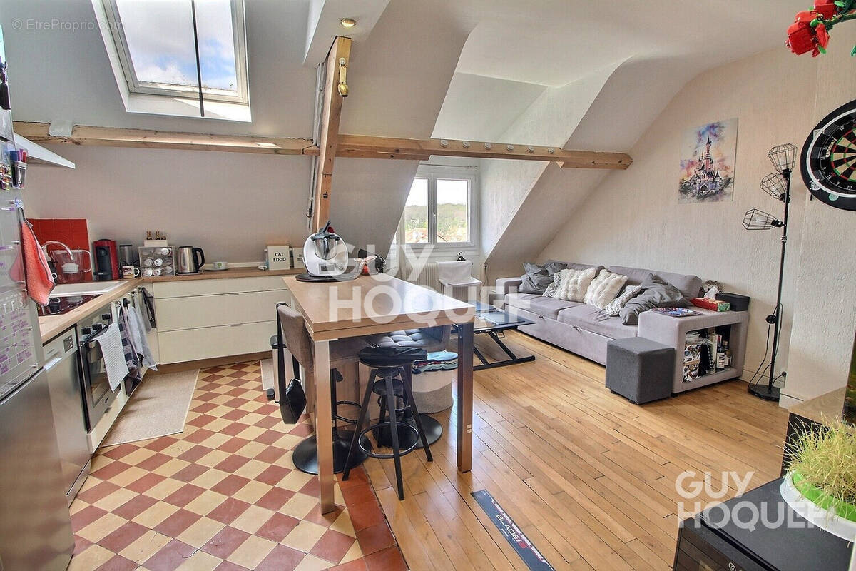 Appartement à VELIZY-VILLACOUBLAY