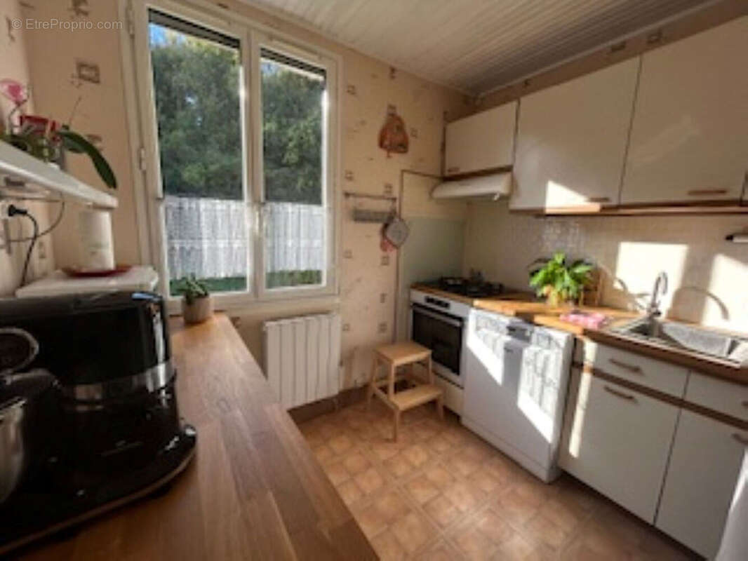 Maison à SAINT-SAUVEUR-EN-PUISAYE