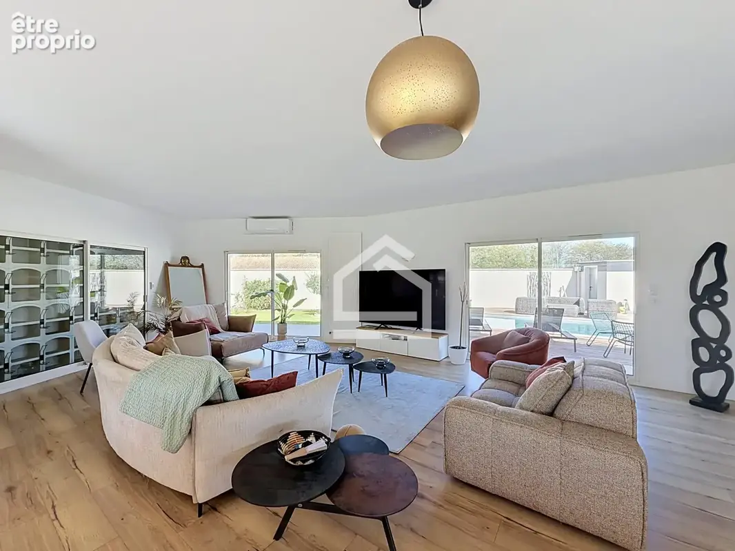 IZON - Maison Contemporaine de 228m2, 4 chambres, piscine. - photo 7