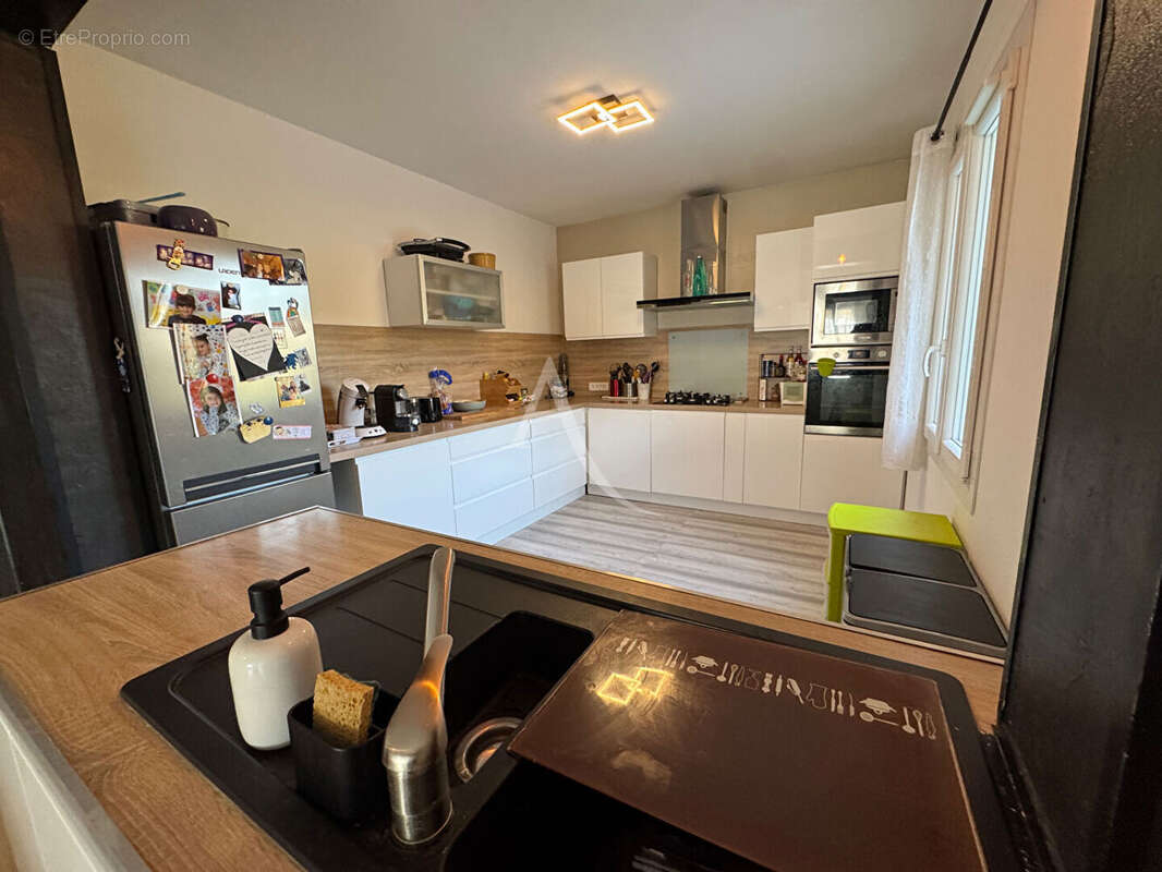 Spacieuse maison familiale de 146 m² à Cournanel - photo 3