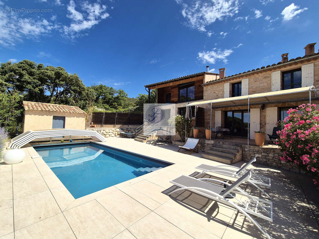 Bedoin, Mas 175m2 - 5 pièces -Terrain 3700m2, piscine - Vue exceptionnelle ! - photo 4