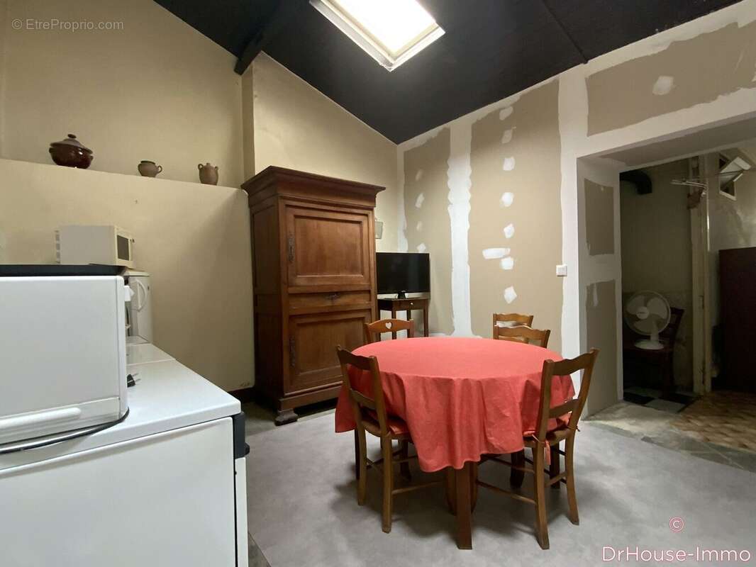 Maison 105 m² à Saint-Claud  - photo 12