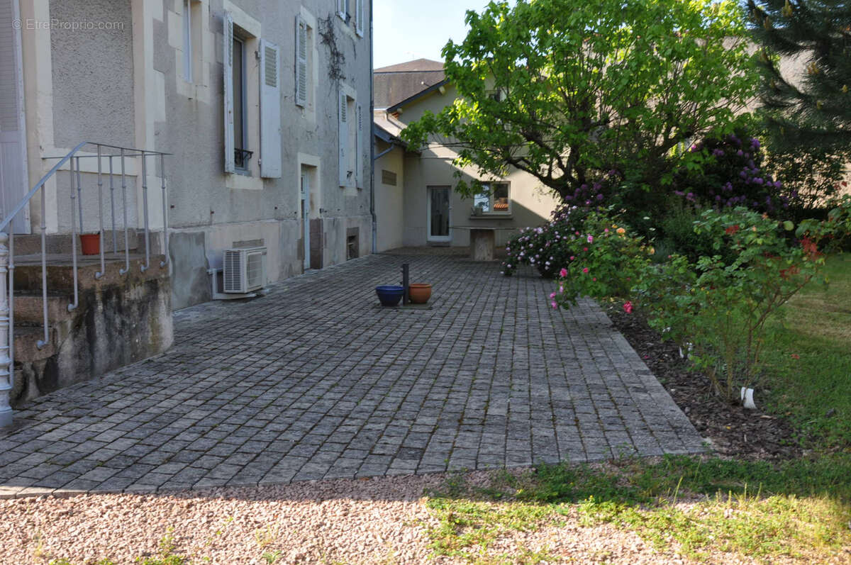 Maison à LAPALISSE