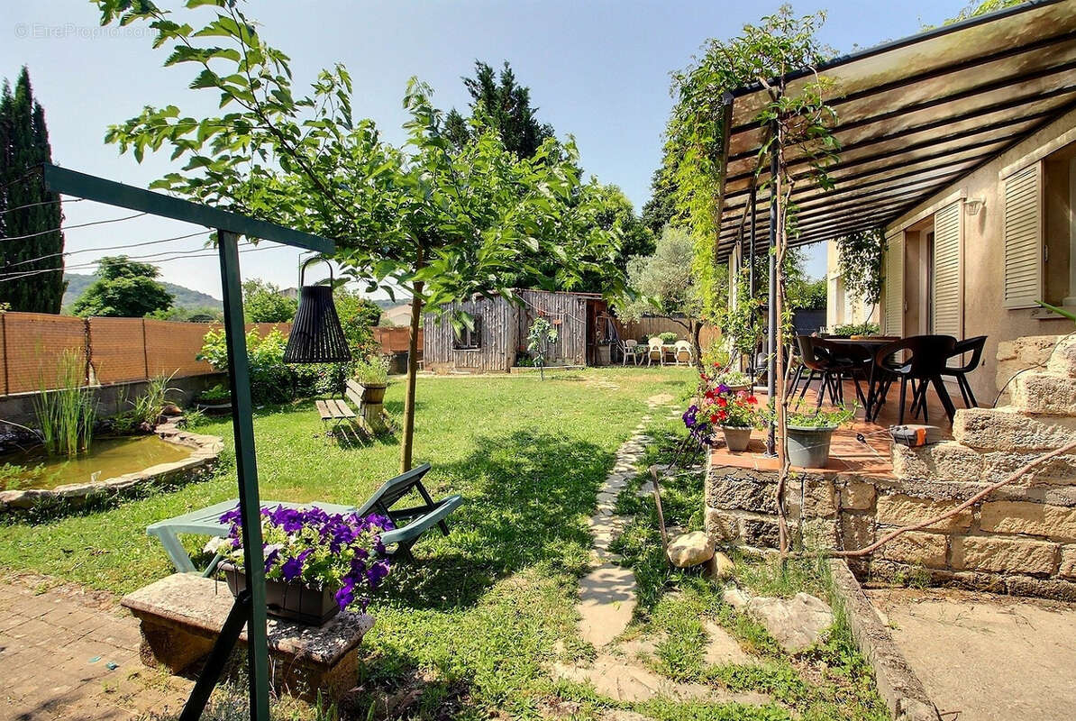 Maison à SAINT-MARTIN-DE-LONDRES