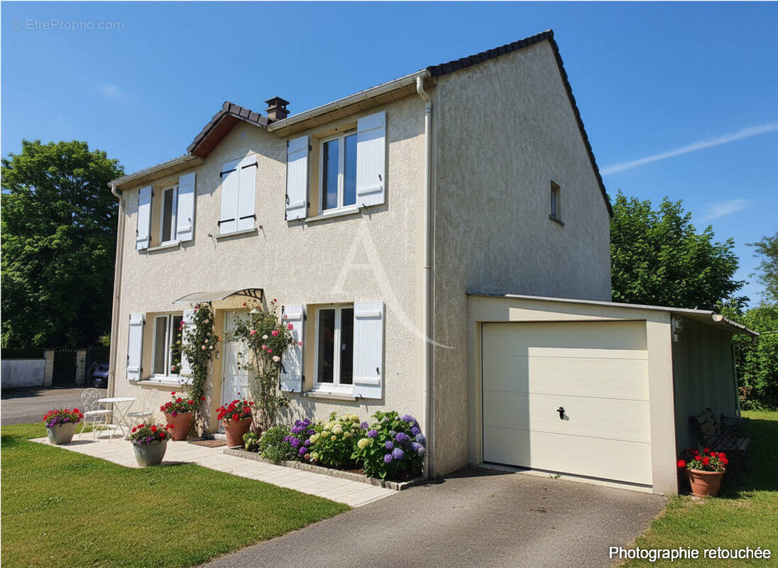 Maison à NOYERS-SUR-CHER