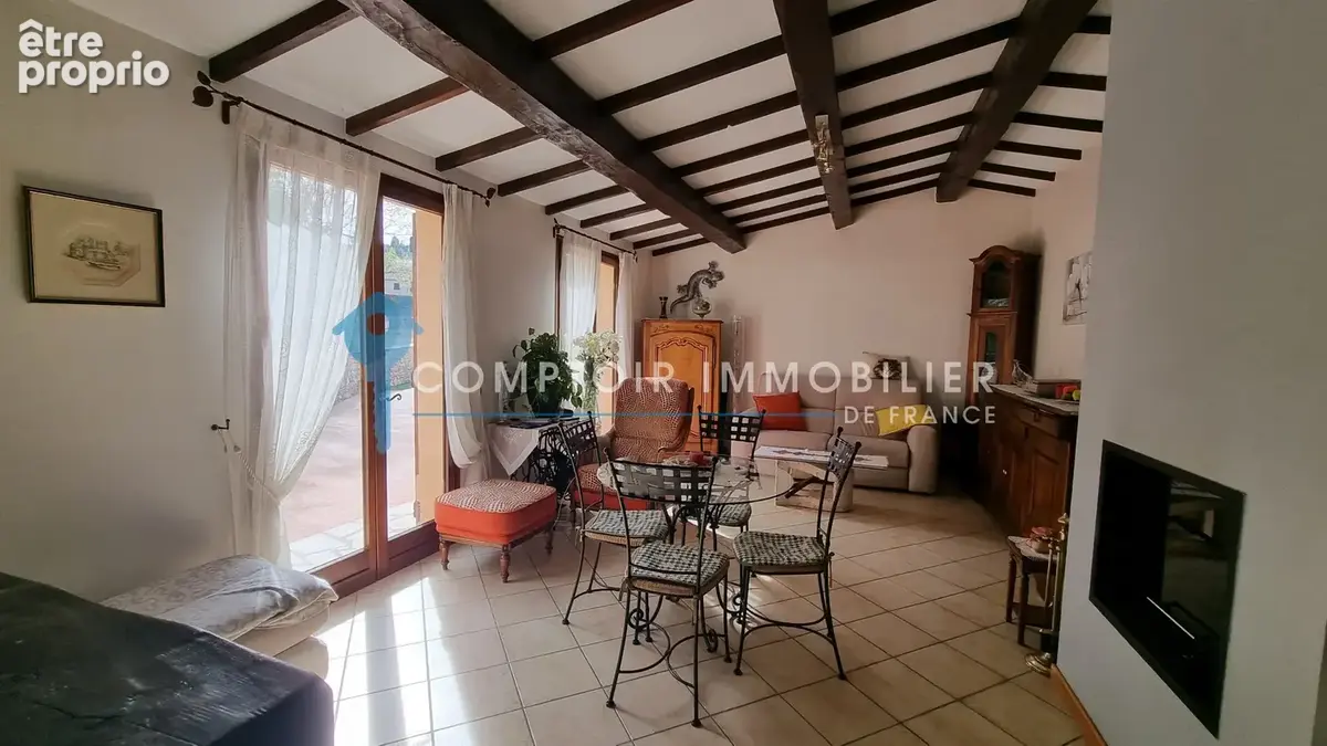 VAR (83) - À VENDRE - FLAYOSC - Villa 3 chambres avec vue dominante sur les collines de Flayosc - photo 5