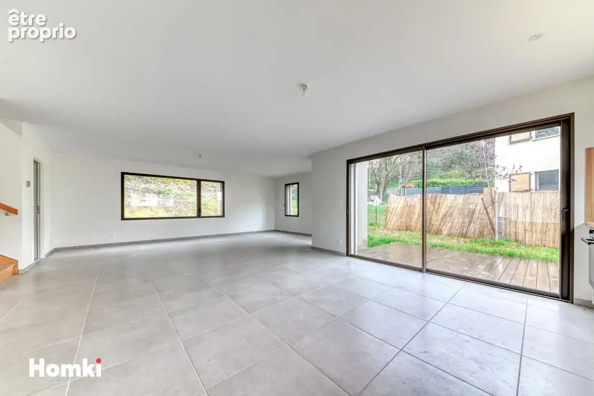 Maison/Villa T6 de 147 m² à Sainte-Foy-lès-Lyon 69110 - photo 3