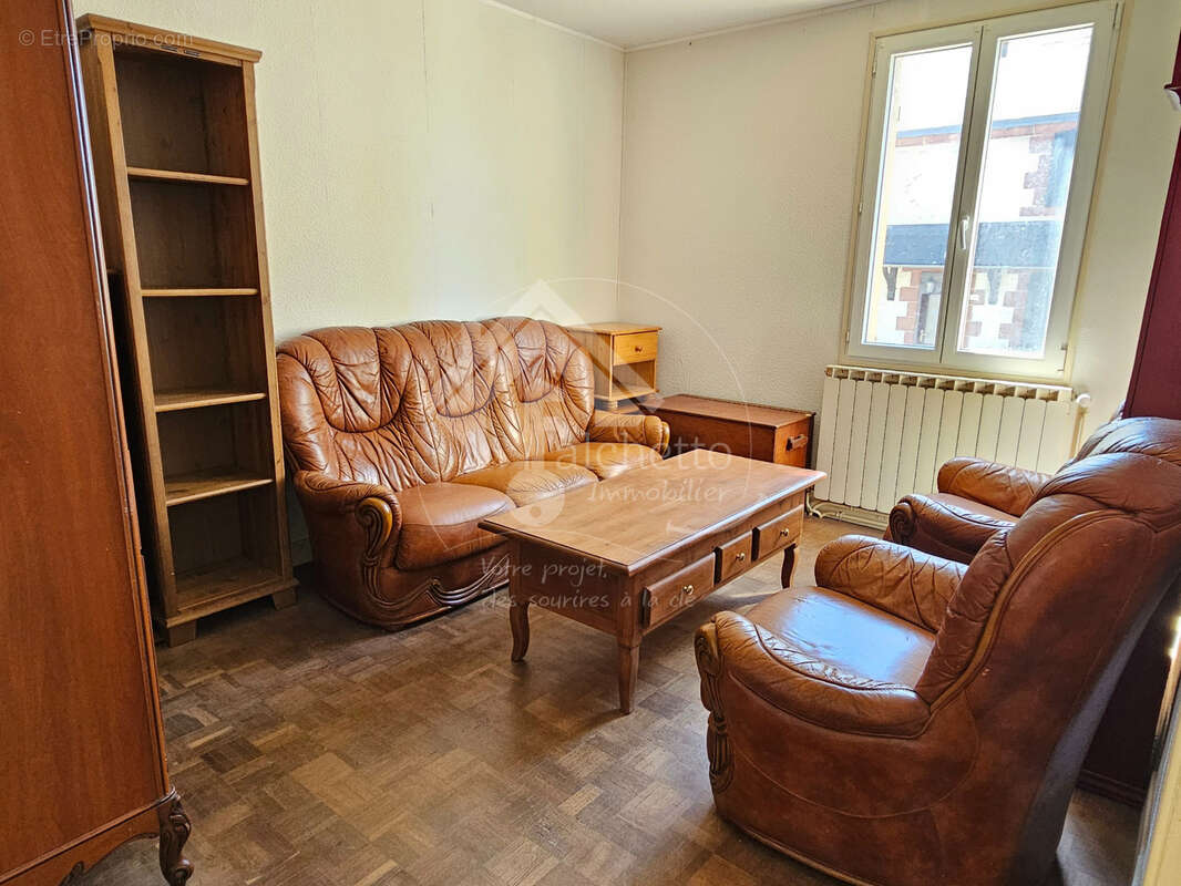 Maison à SAINT-LEON