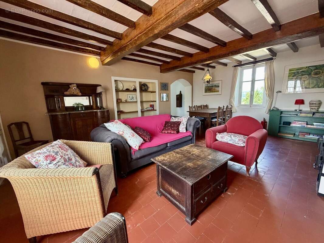 Grand ensemble, entièrement isolé avec 1,4 hectare à vendre près de Remilly - photo 38