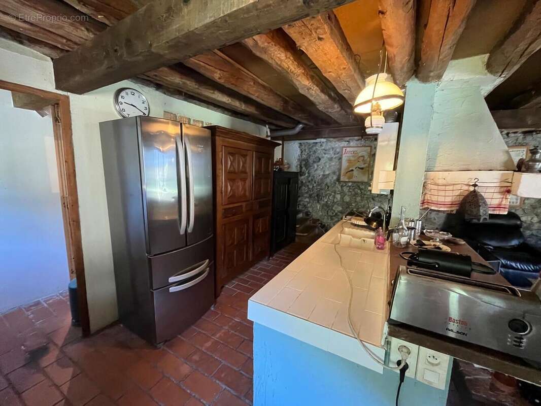 Ancienne grange rénovée en maison d'habitation - photo 4