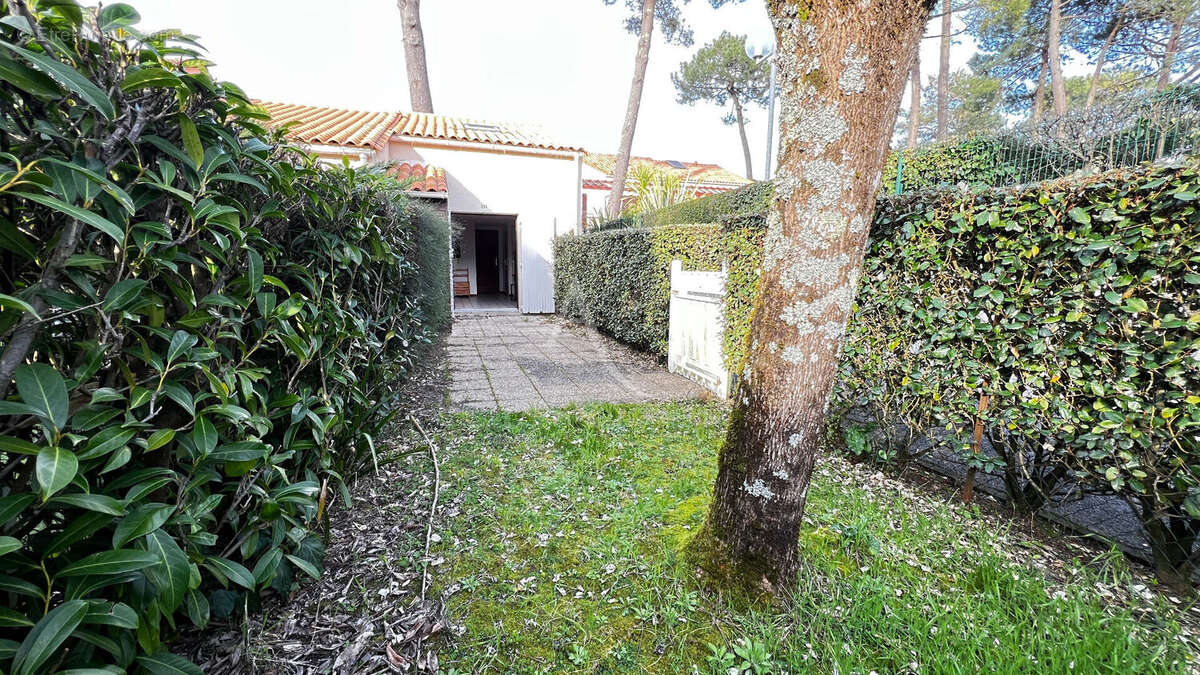 Maison à LES MATHES