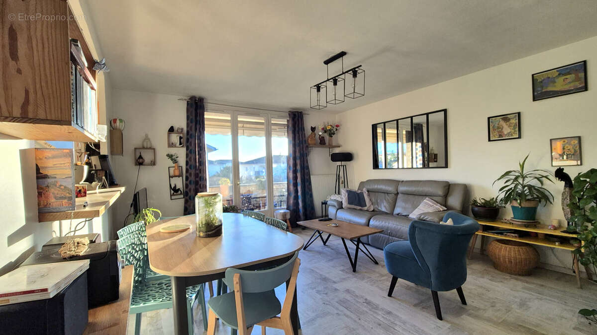 Appartement à ROMANS-SUR-ISERE