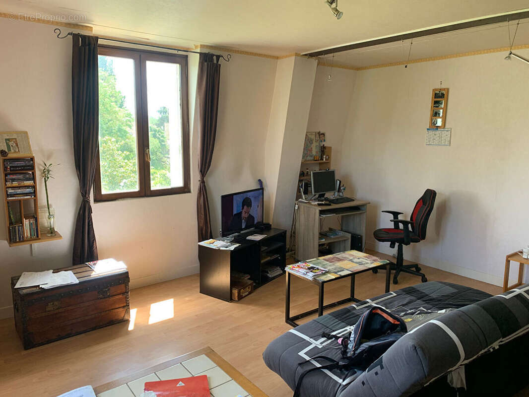 Appartement dans jolie résidence proche commerces... - photo 3
