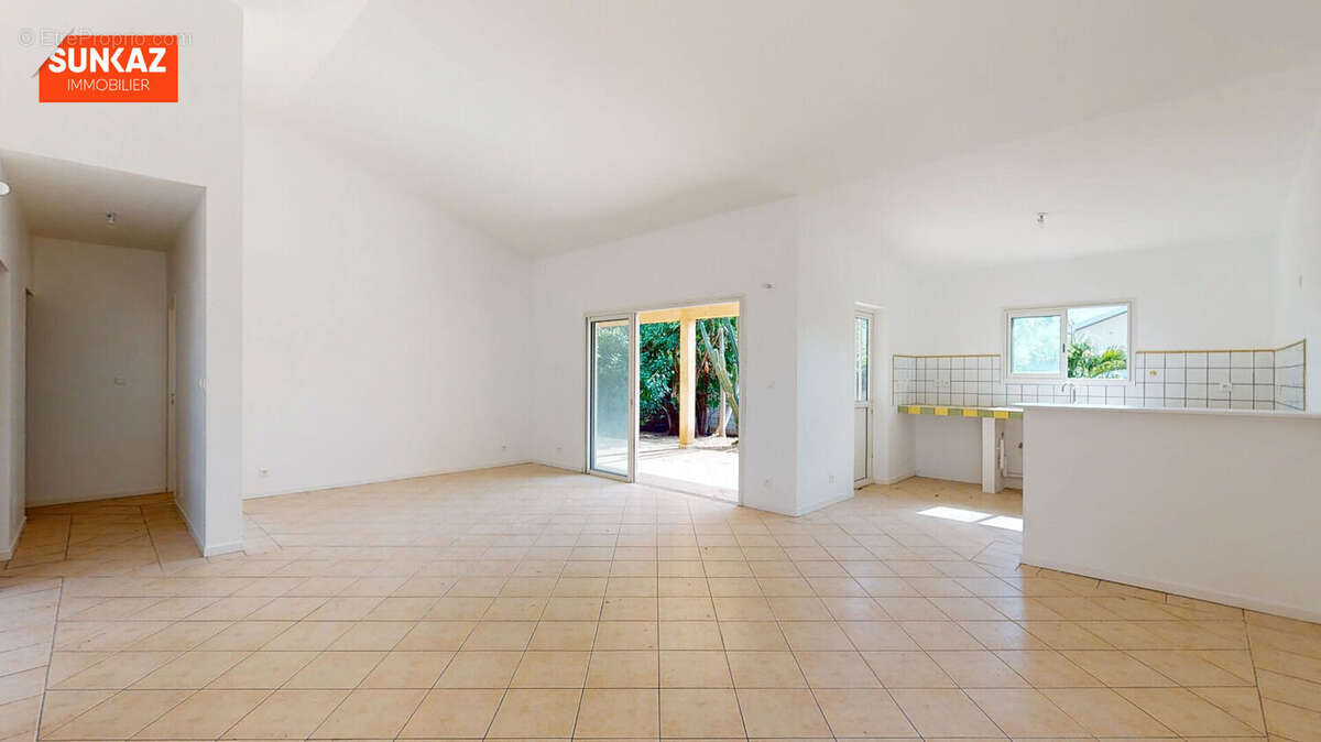 Maison à L'ETANG-SALE