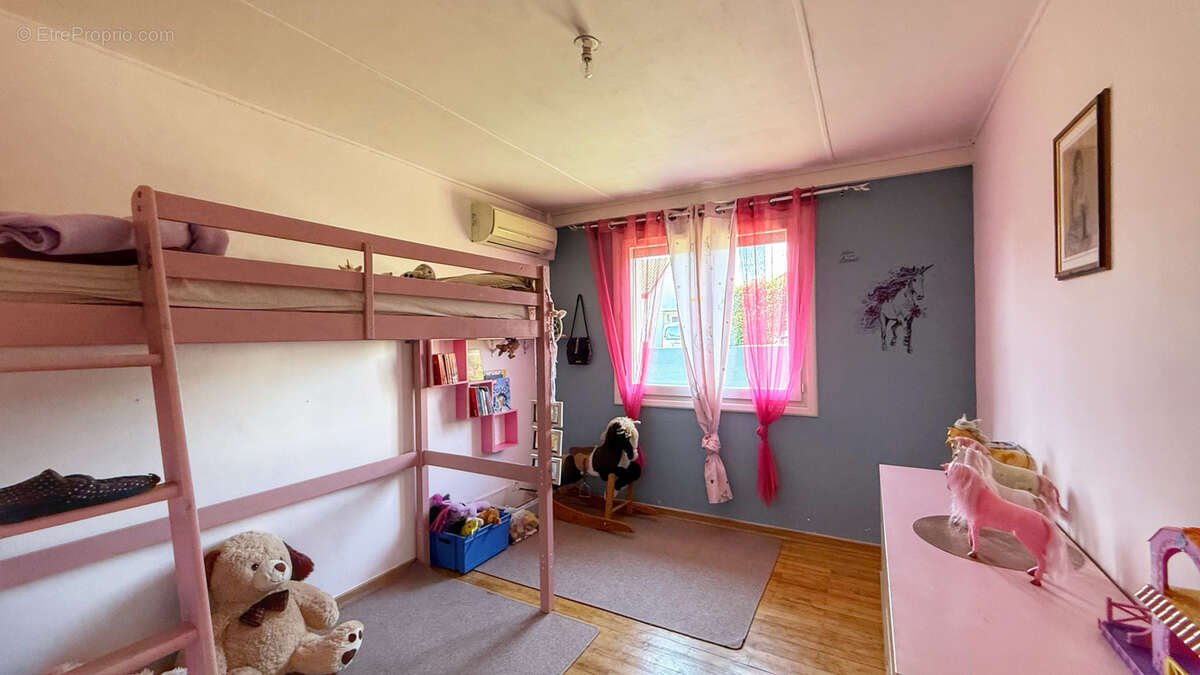 Maison à BEAUCROISSANT