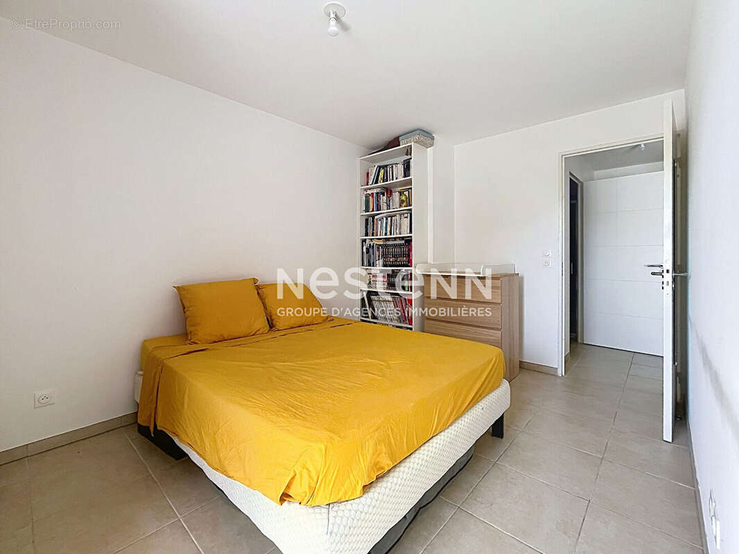 Appartement à LE PUY-SAINTE-REPARADE