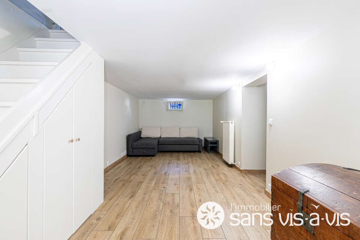 Maison à COURBEVOIE