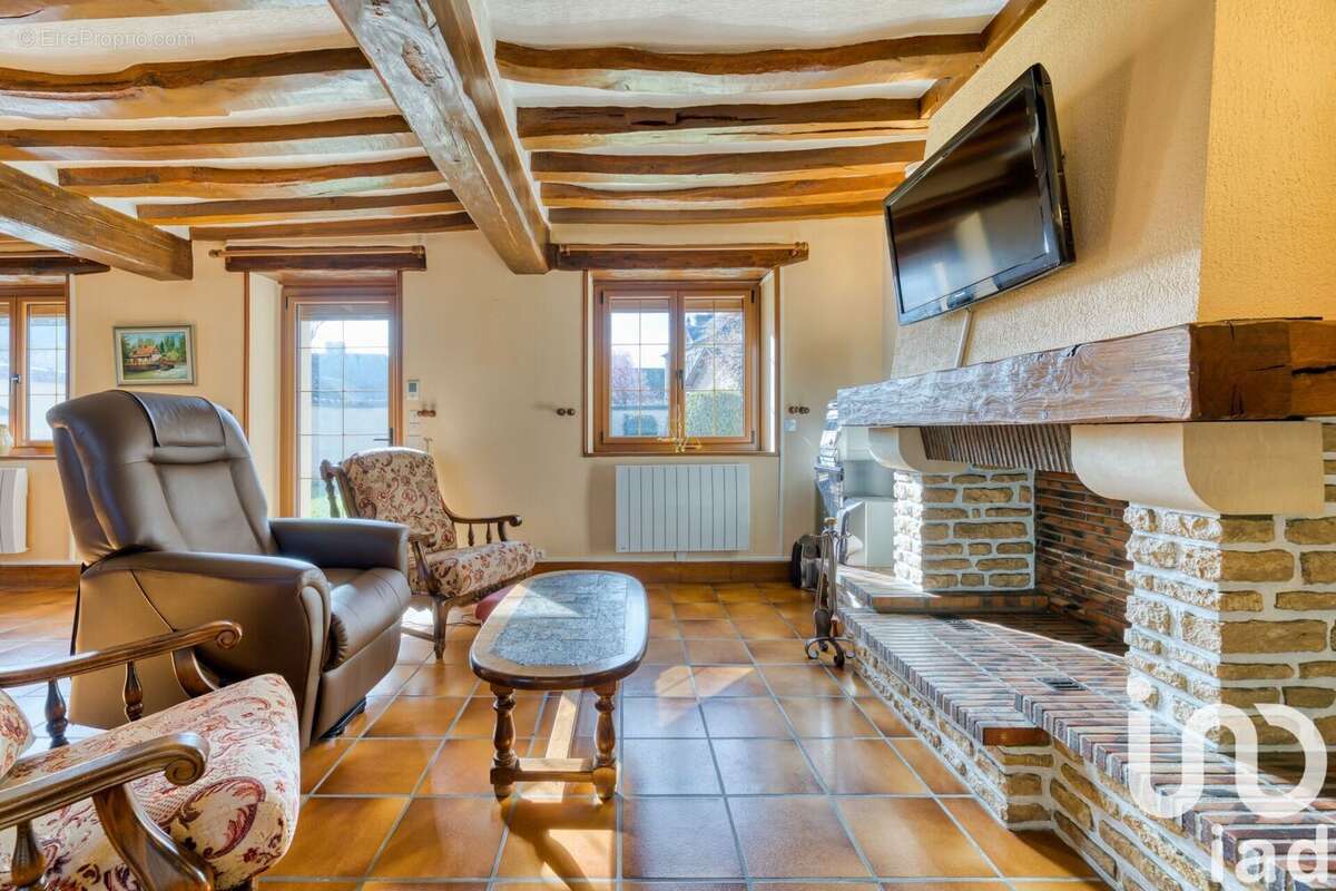 Maison 108 m² à Gadencourt  - photo 7