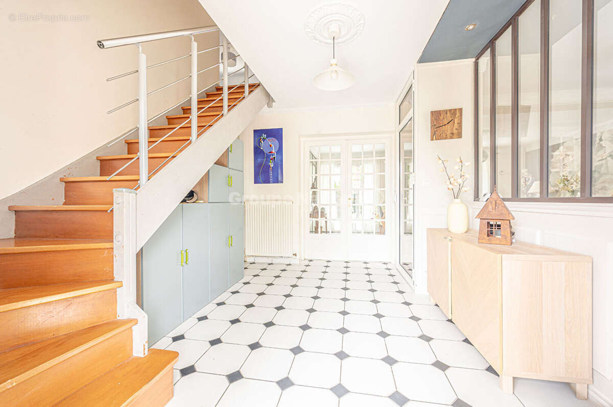 Maison Herblay Sur Seine de type F7 - photo 2