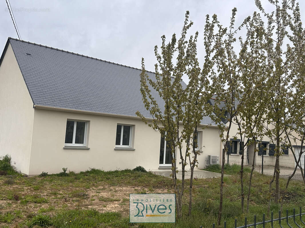 Maison à CHAUMONT-D'ANJOU