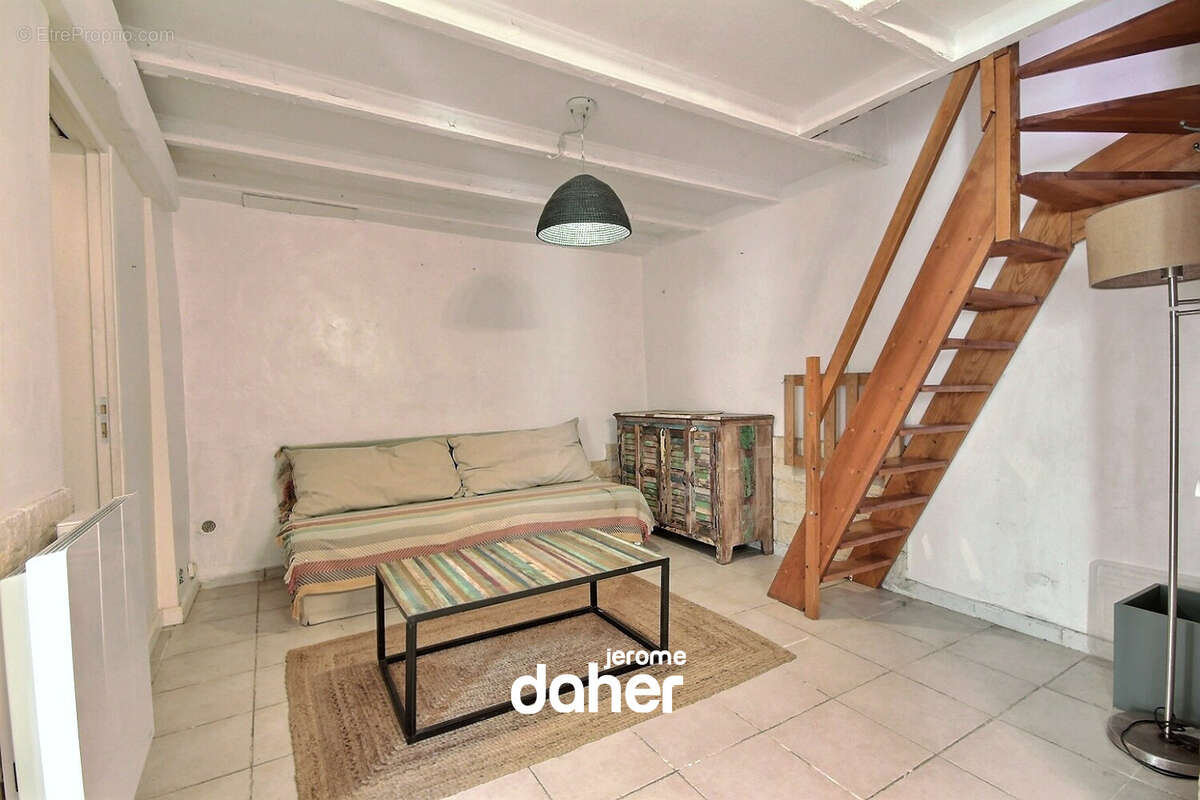 Appartement à MARSEILLE-10E