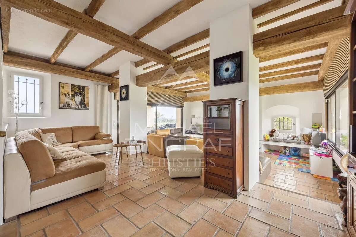 Maison à LA COLLE-SUR-LOUP