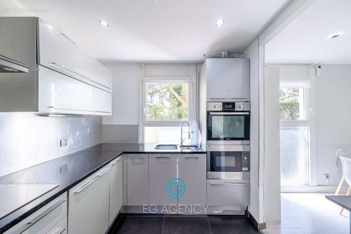 Appartement à MARSEILLE-10E