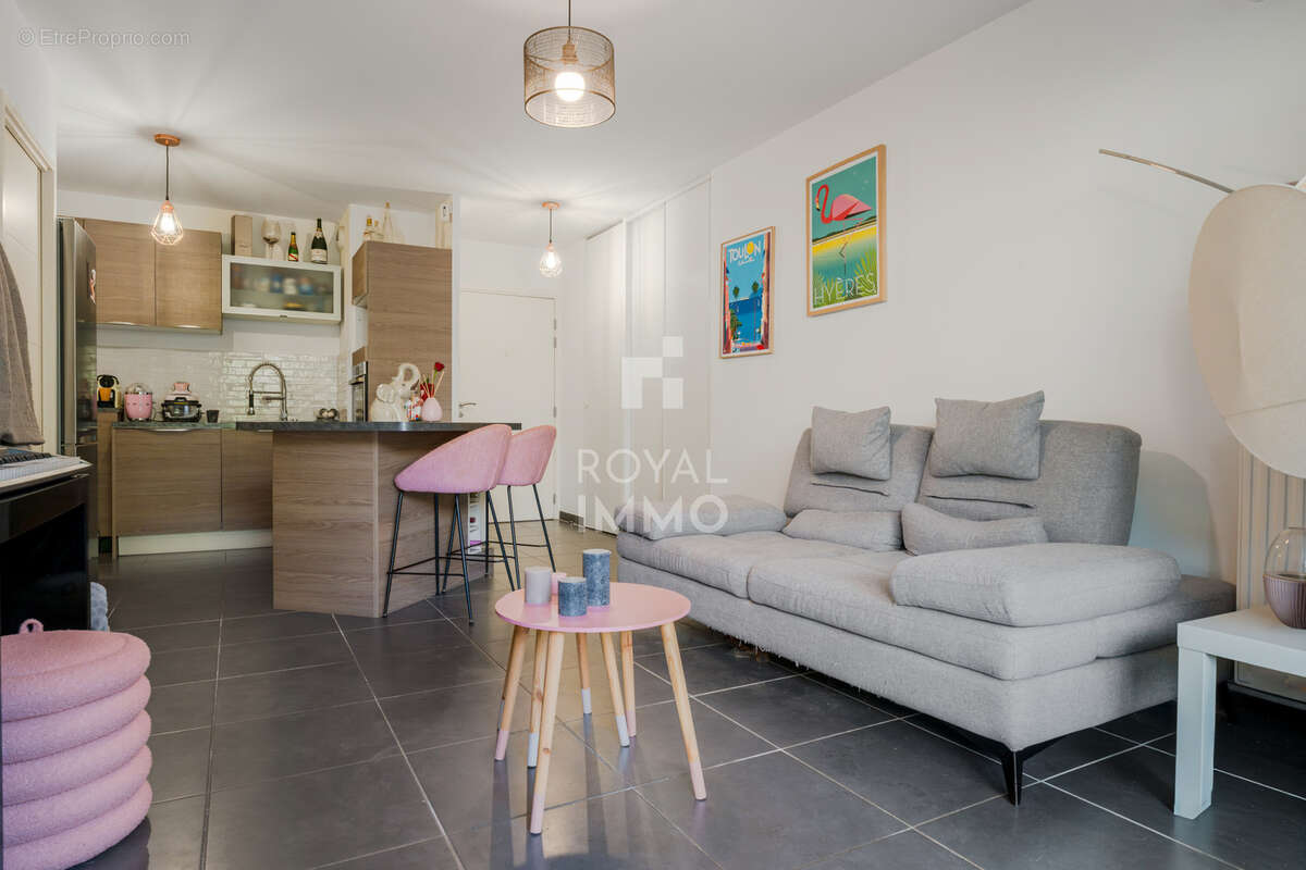 Appartement à LA VALETTE-DU-VAR