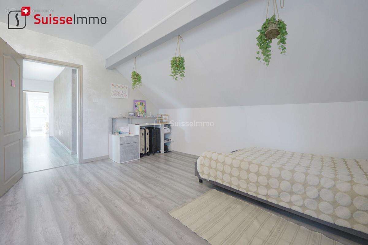 Maison Montbéliard 10 pièces 222 m2 habitables - photo 14
