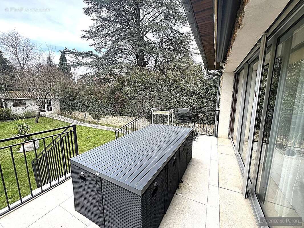 Maison à VERRIERES-LE-BUISSON