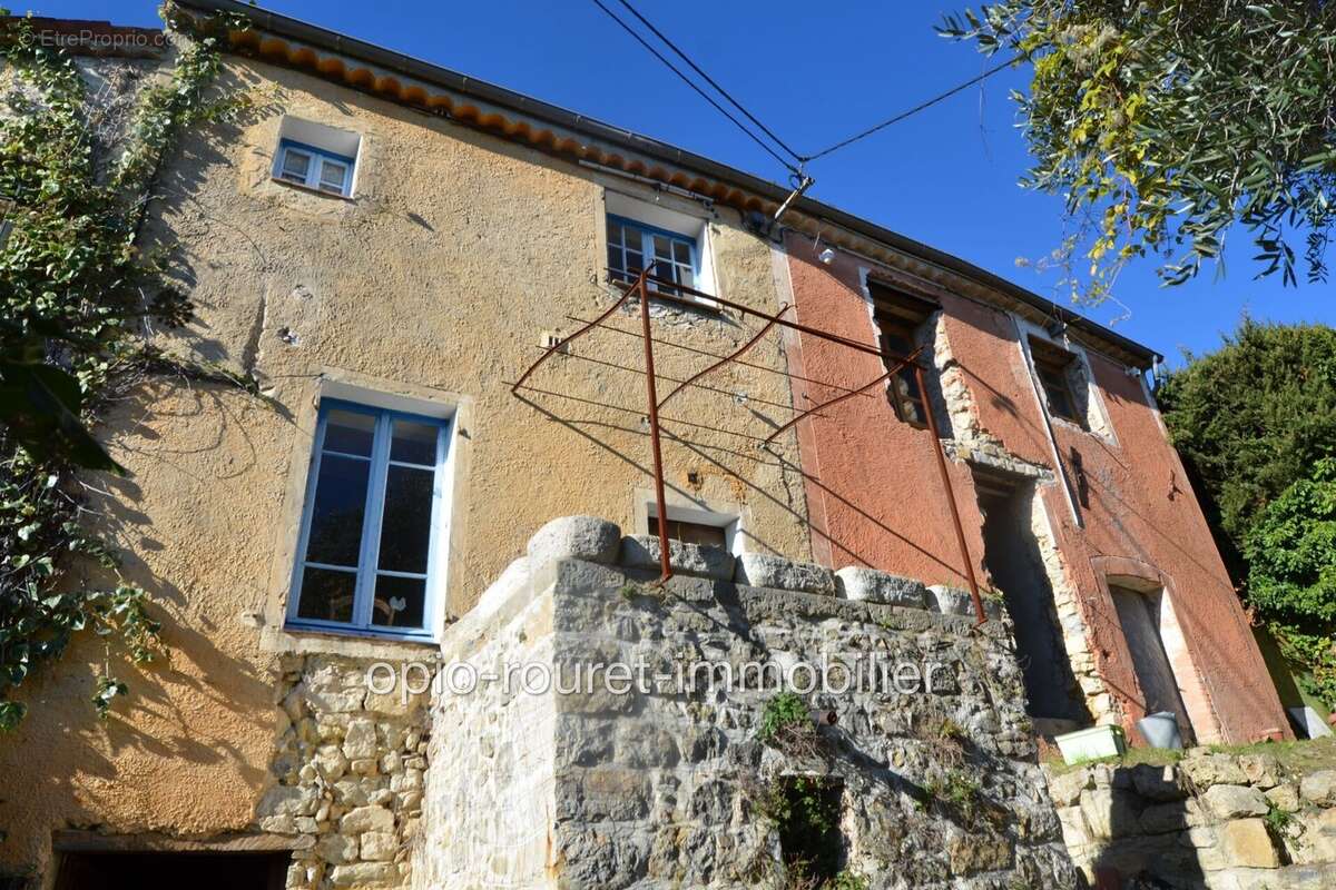 Maison à LE ROURET