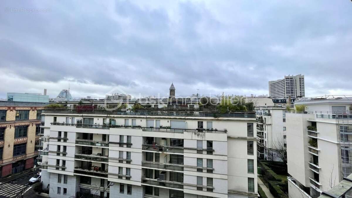 Appartement à PARIS-15E