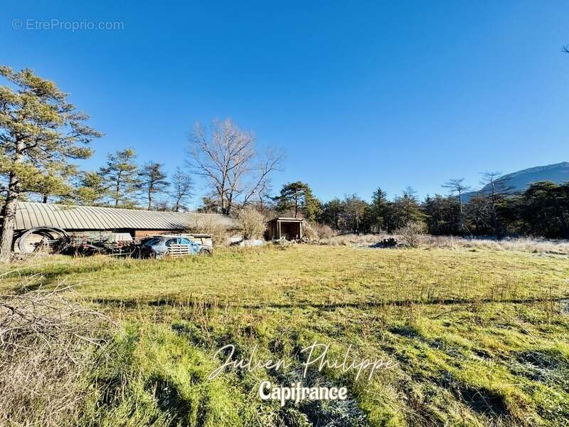 Maison à LA BATIE-MONTSALEON