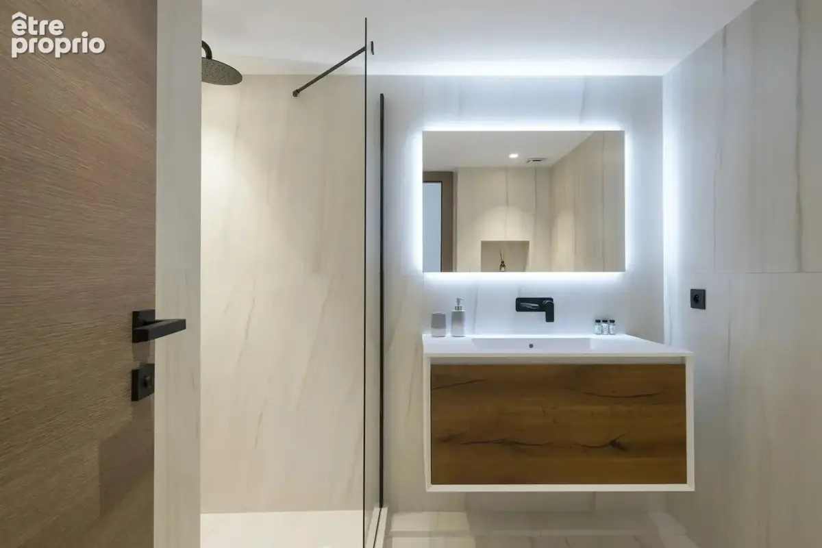Cannes La Californie Vue Mer Superbe 4 pièces de 92 m² - photo 12
