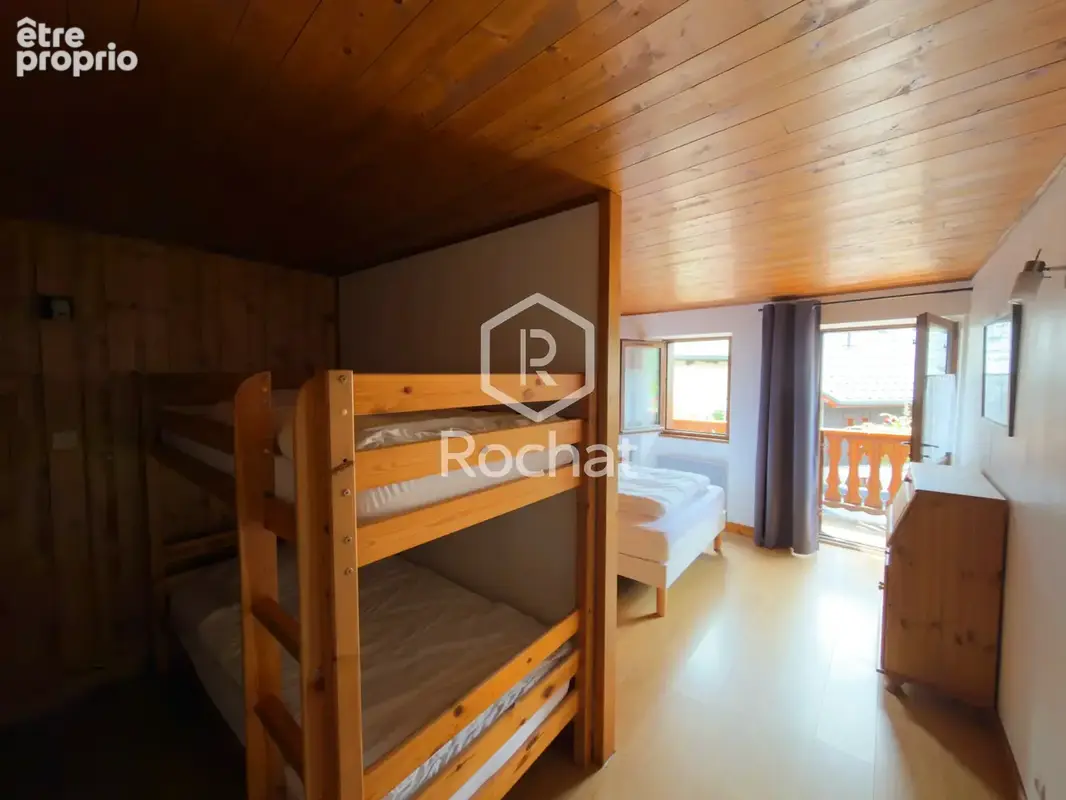 Chalet de 280 m2 à proximité des pistes, vente à terme libre sur 15 ans - photo 6
