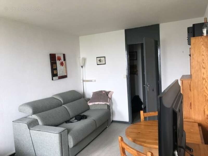 Studio au pied des pistes avec balcon et cellier dans la station de la MONGIE dans les Hautes Pyrénées - photo 2