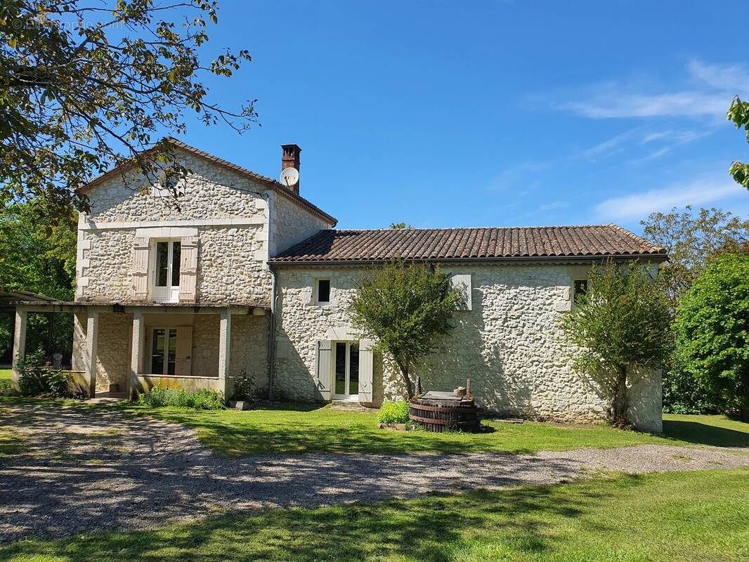 Maison à LOUBES-BERNAC