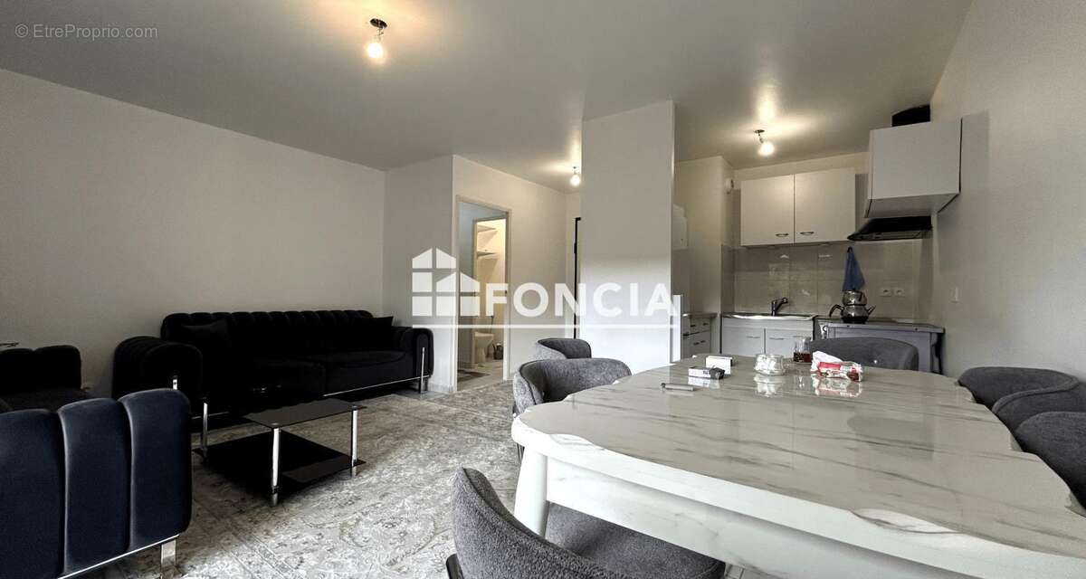 Appartement à CORBEIL-ESSONNES