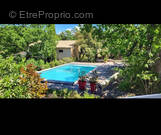 Maison à L&#039;ISLE-SUR-LA-SORGUE