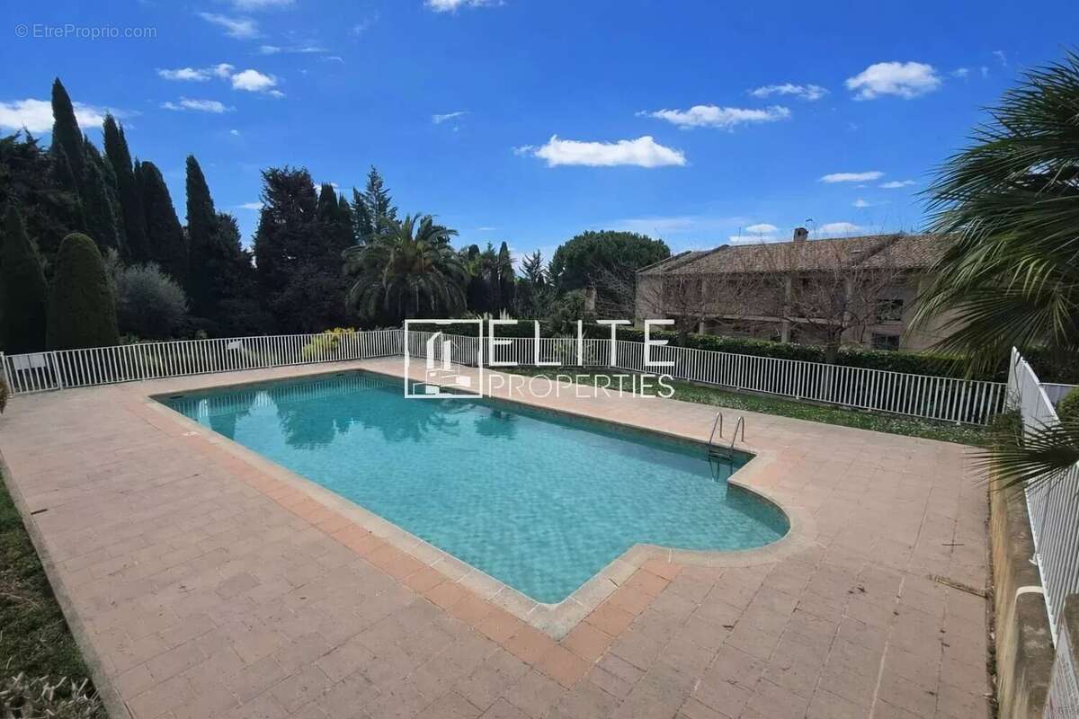 Appartement à VENCE