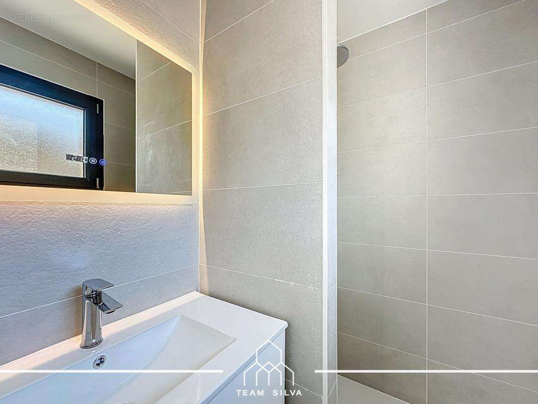 Maison à SAINT-ROMAIN-EN-GAL