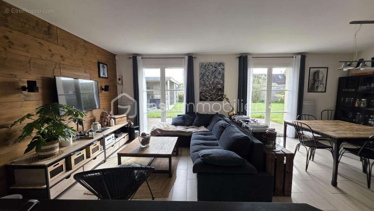 Proche Melun - Maison familiale - 130 m2 - 4 chambres - terrain 514 m2 - photo 2