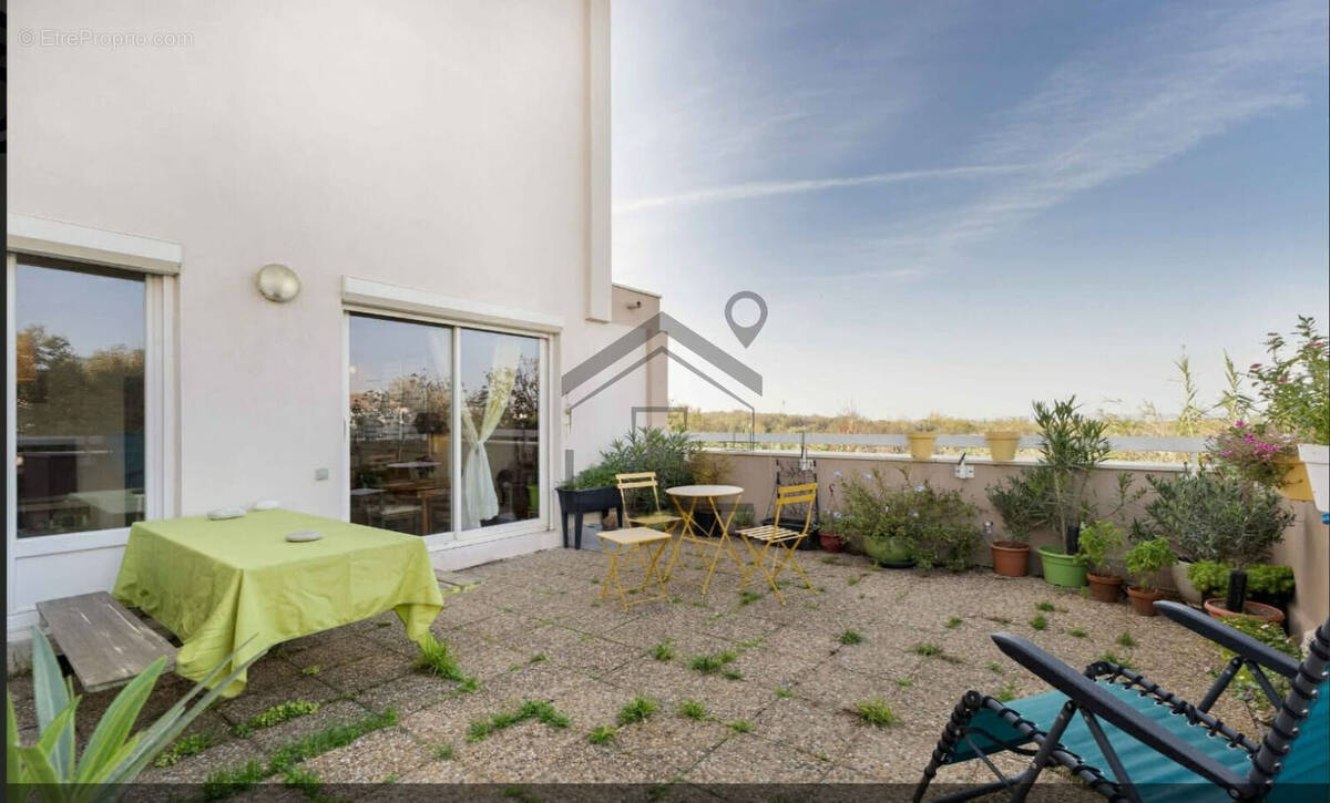 Appartement à MARIGNANE