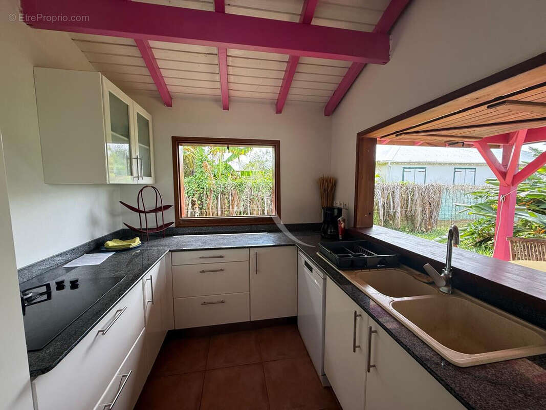 Propriété avec bungalow autonome à deux pas de la mer - photo 5