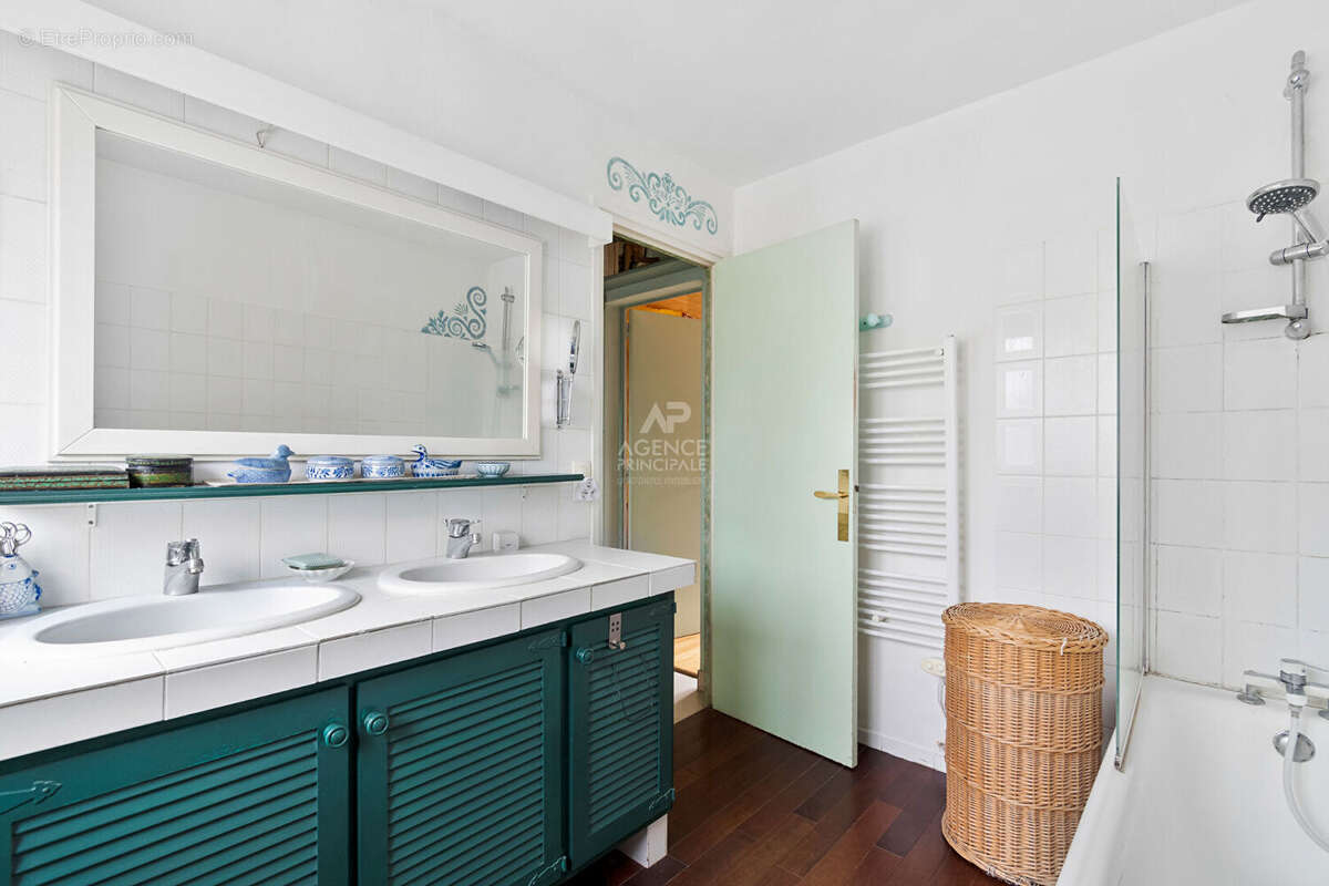 Maison à SAINT-GERMAIN-EN-LAYE