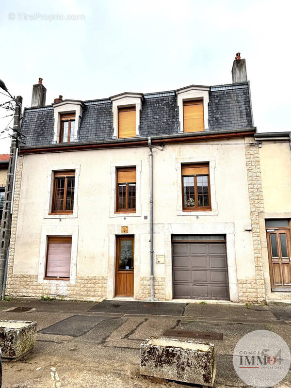 Maison à TOUL