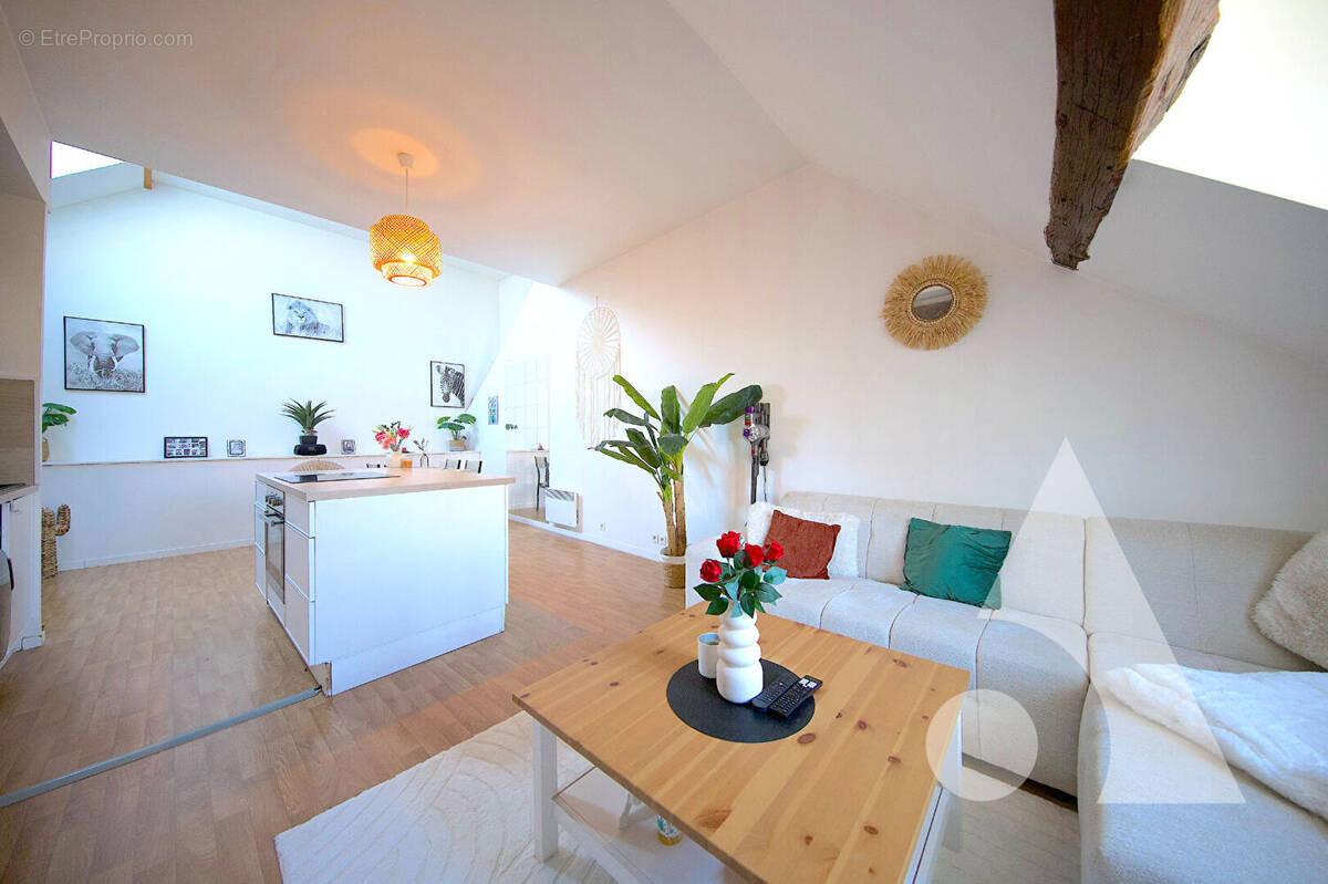 Appartement à CORBEIL-ESSONNES