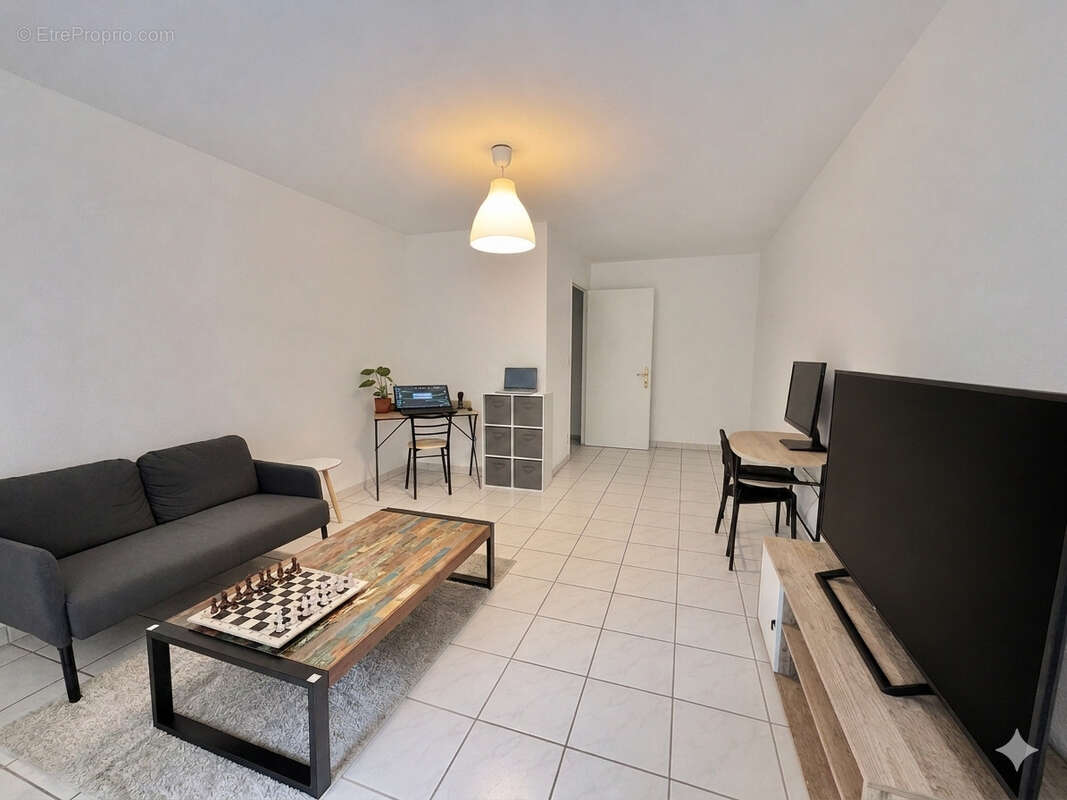 Appartement à LA RICHE