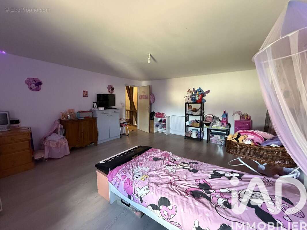 Maison 208 m² à Wassy  - photo 6