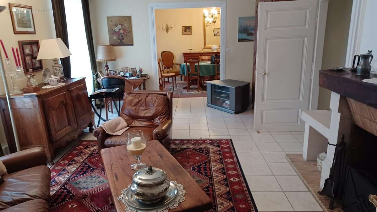Maison 177 m² à Amboise  - photo 7